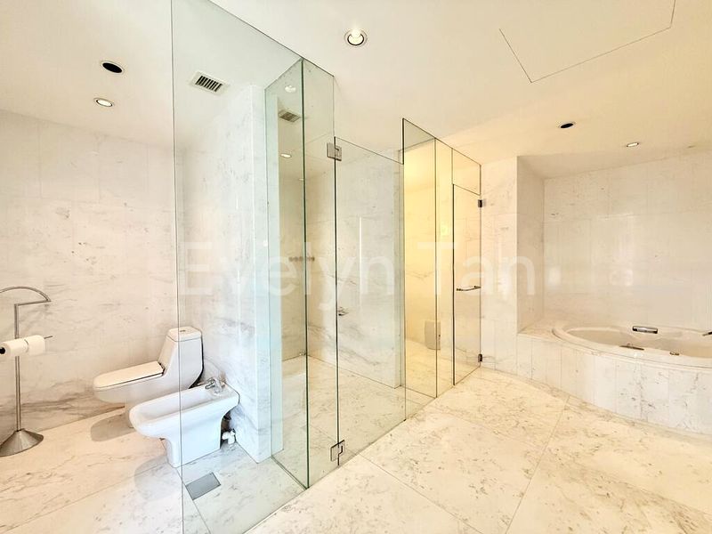 5 Bed Apartment (Condo) for Rent in  The Tomlinson - Image 4